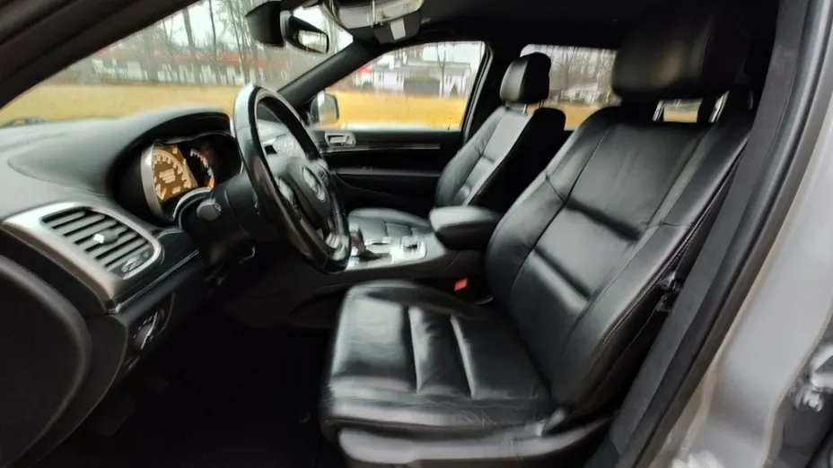 JEEP Grand Cherokee -