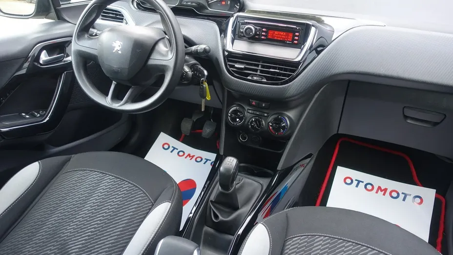 PEUGEOT 2008 -