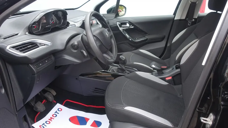 PEUGEOT 2008 -