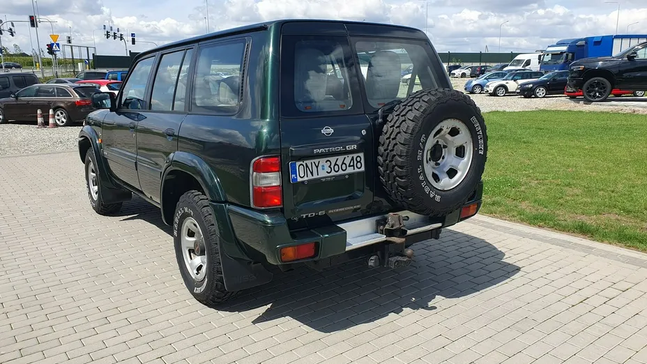 NISSAN Patrol -