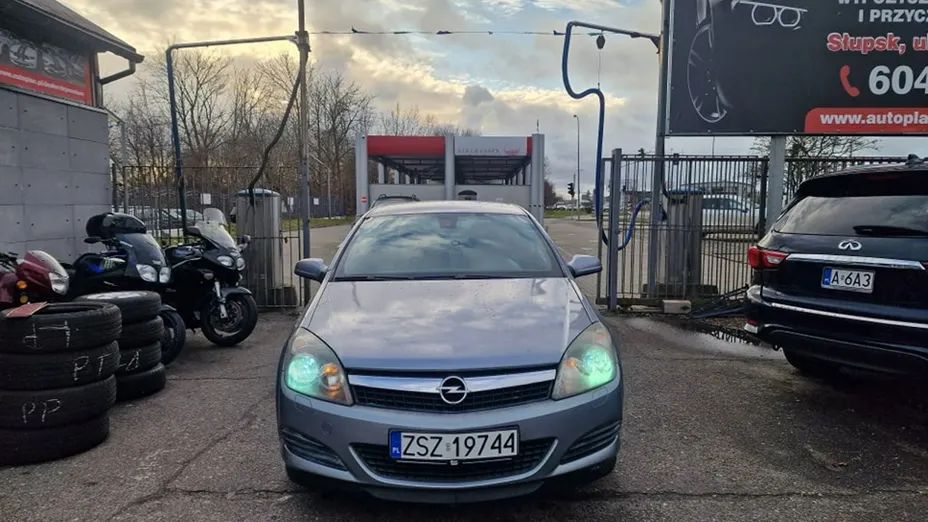 OPEL Astra -
