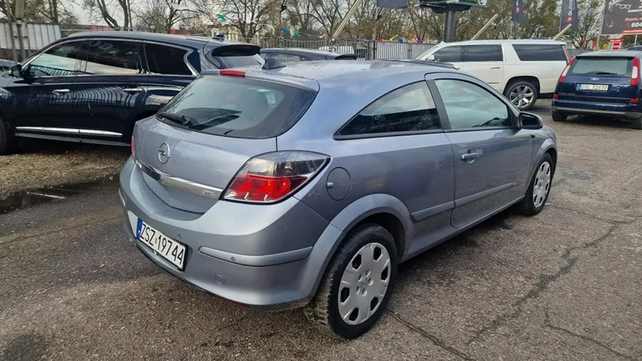 OPEL Astra -