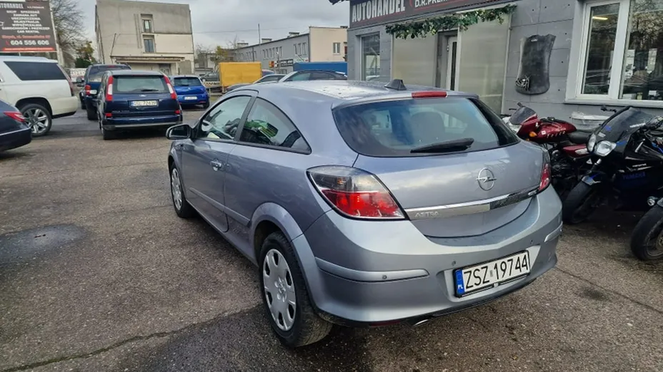 OPEL Astra -