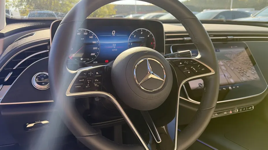 MERCEDES-BENZ E Klasa E 220 d mHEV 4-Matic Avantgarde 9G-Tronic