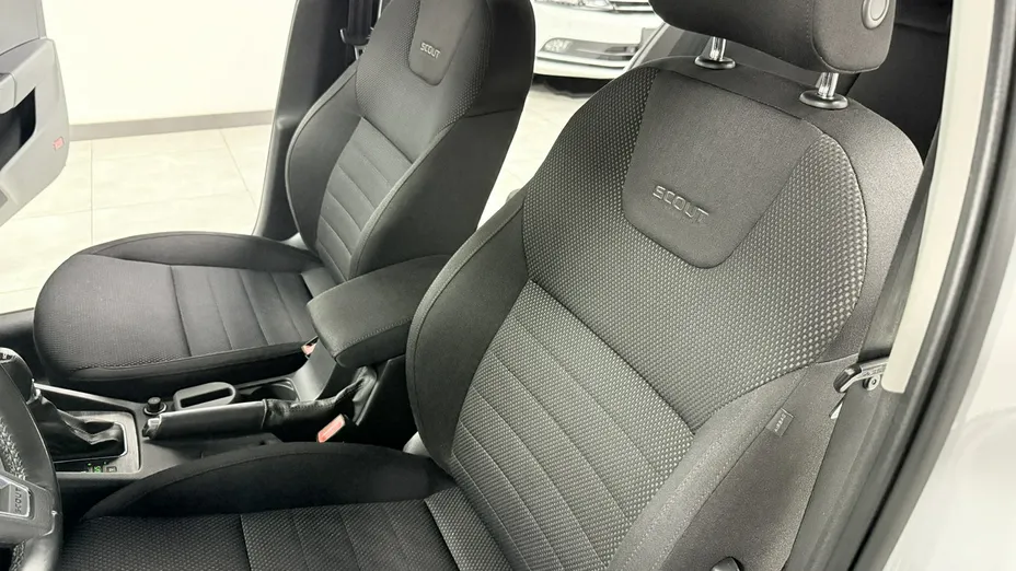 SKODA Octavia -