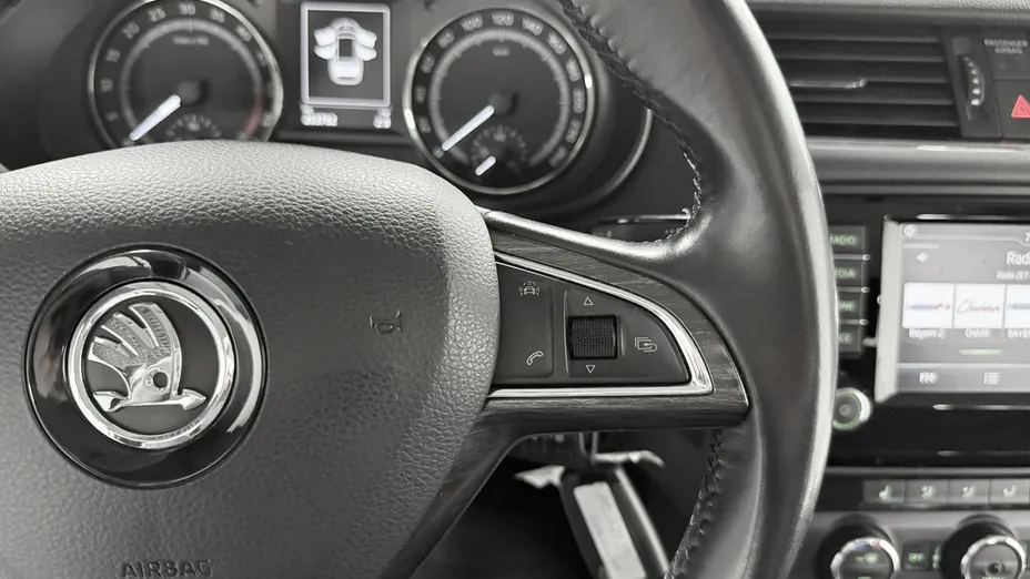 SKODA Octavia -