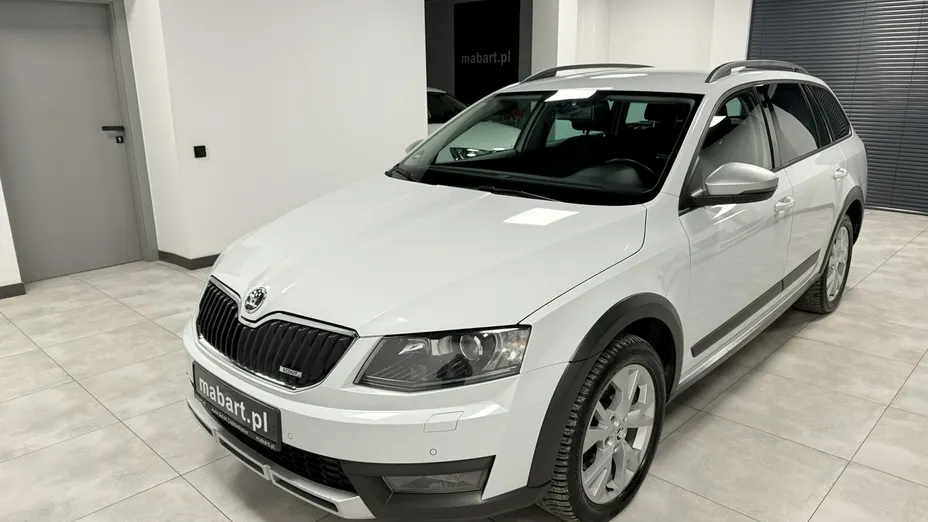 SKODA Octavia -