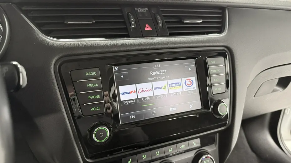 SKODA Octavia -