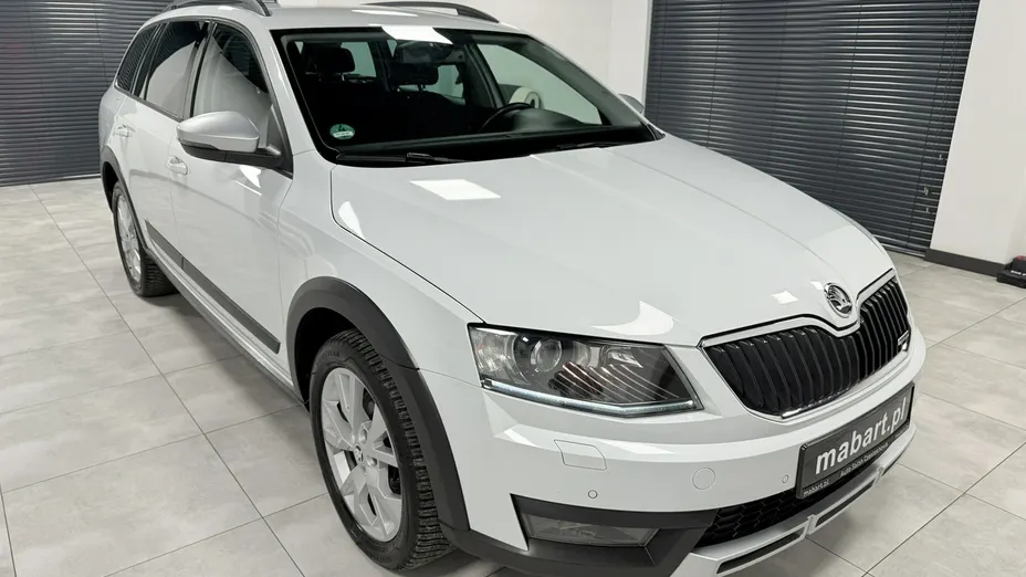 SKODA Octavia -