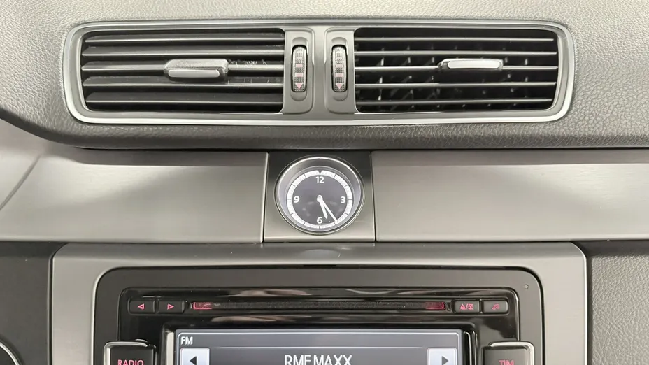 VOLKSWAGEN CC -