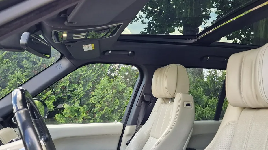 LAND ROVER Range Rover -