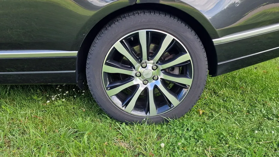 LAND ROVER Range Rover -