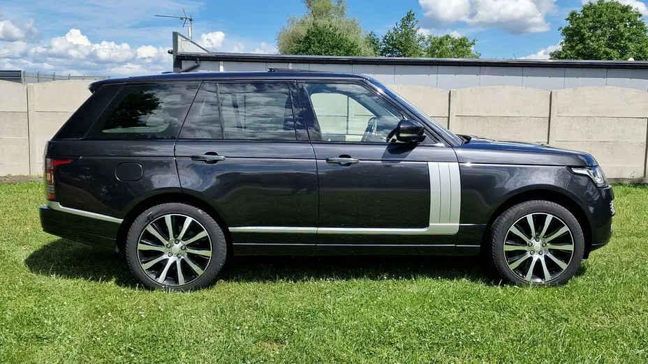 LAND ROVER Range Rover -