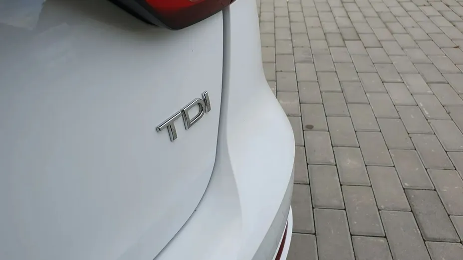 AUDI A4 -