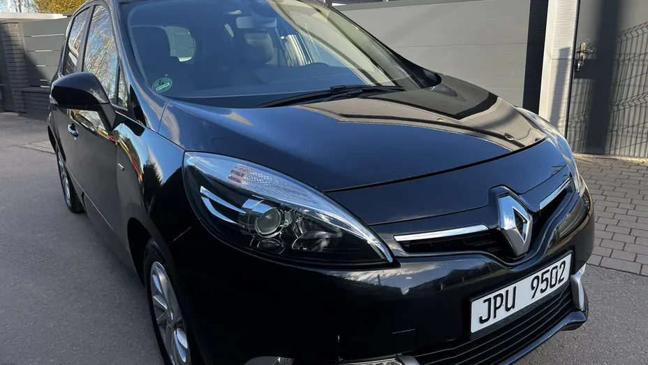 RENAULT Scenic -