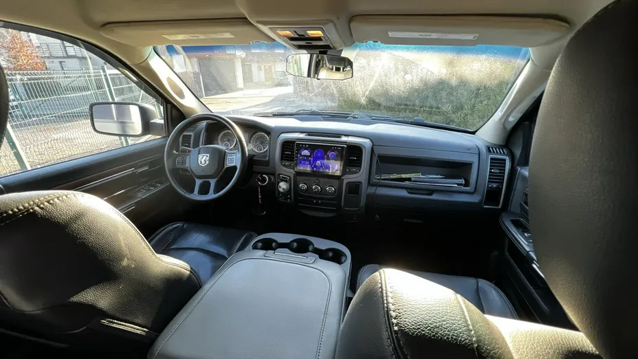 DODGE RAM -