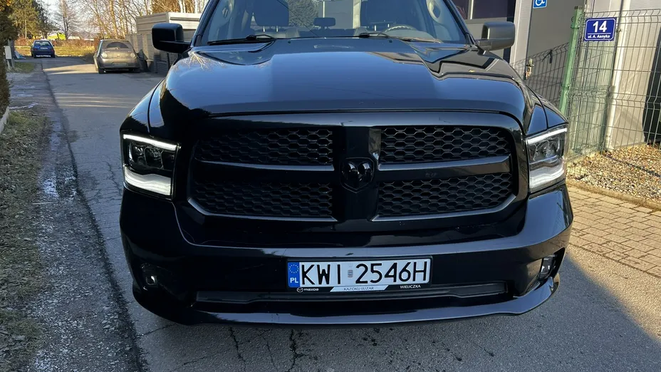 DODGE RAM -