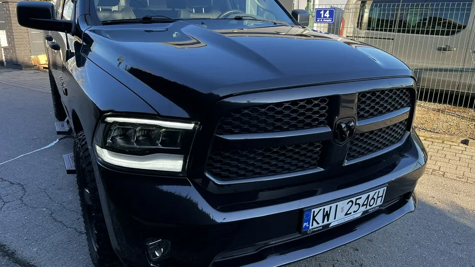 DODGE RAM -