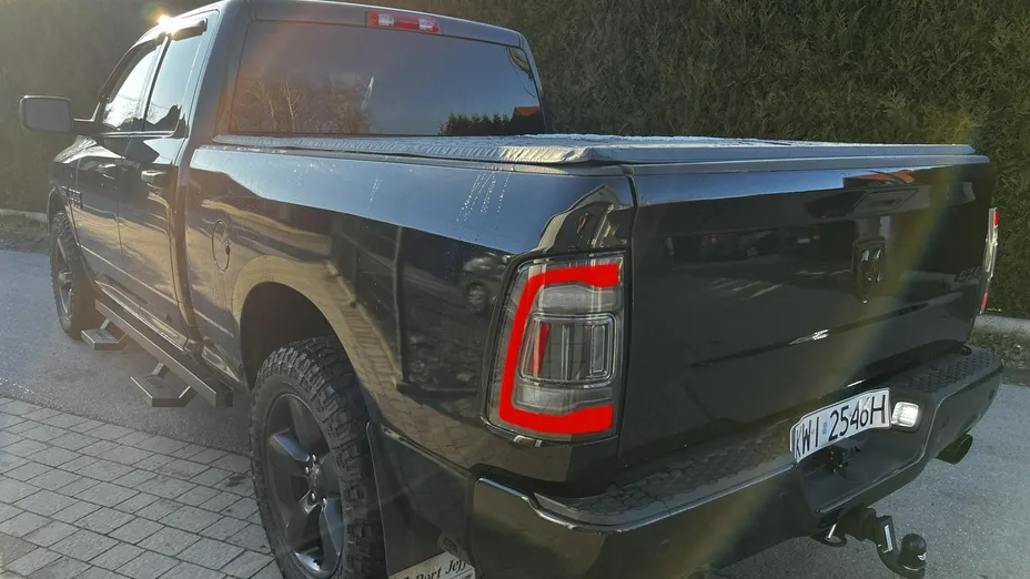 DODGE RAM -