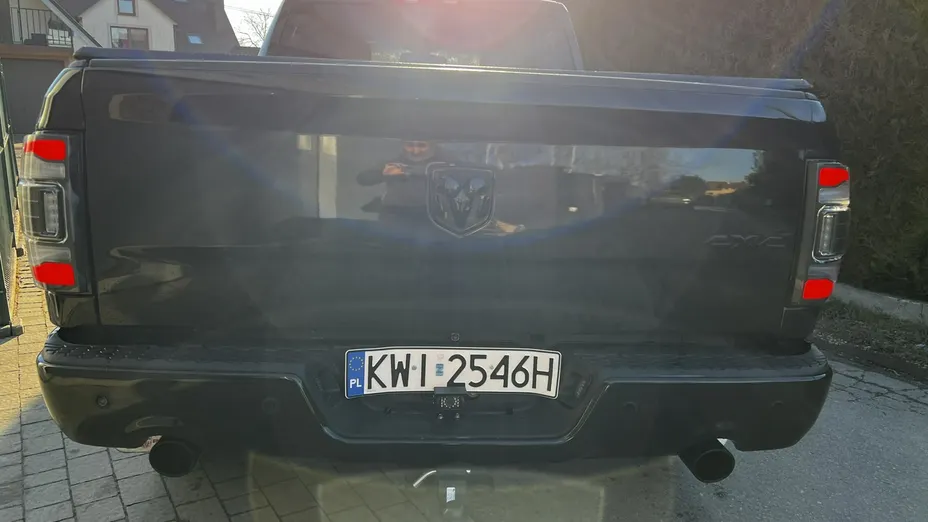 DODGE RAM -