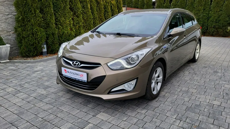 HYUNDAI i40 -