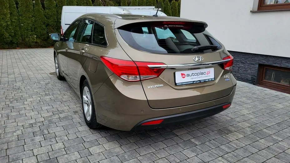 HYUNDAI i40 -