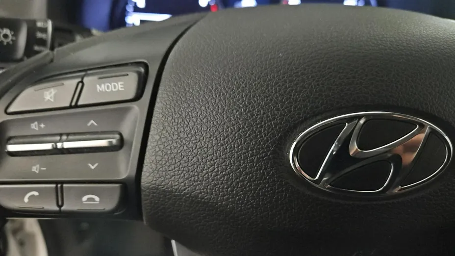 HYUNDAI i30 -