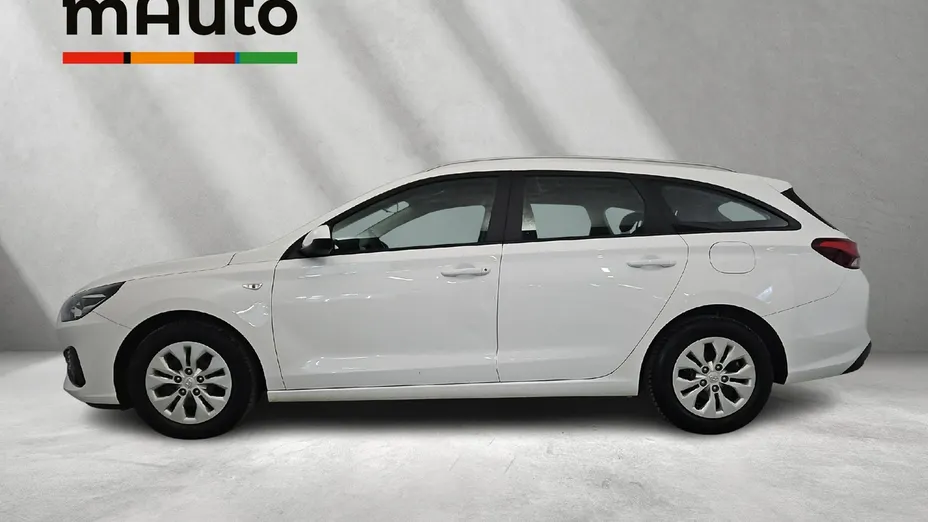 HYUNDAI i30 -