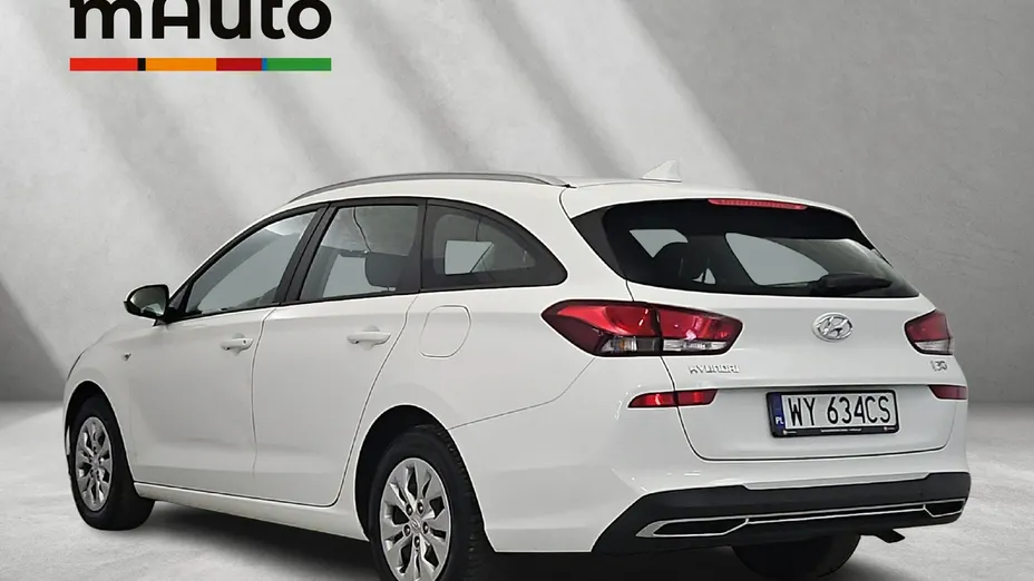 HYUNDAI i30 -