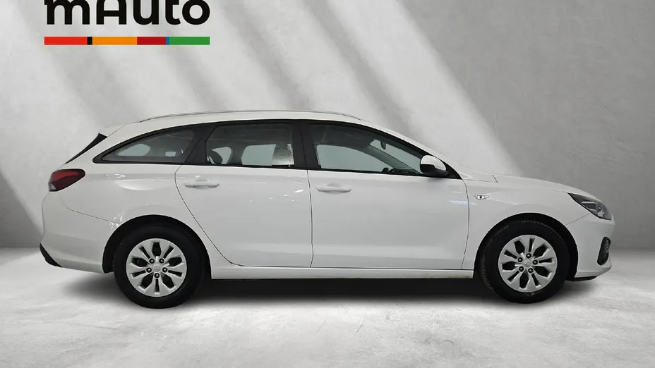 HYUNDAI i30 -