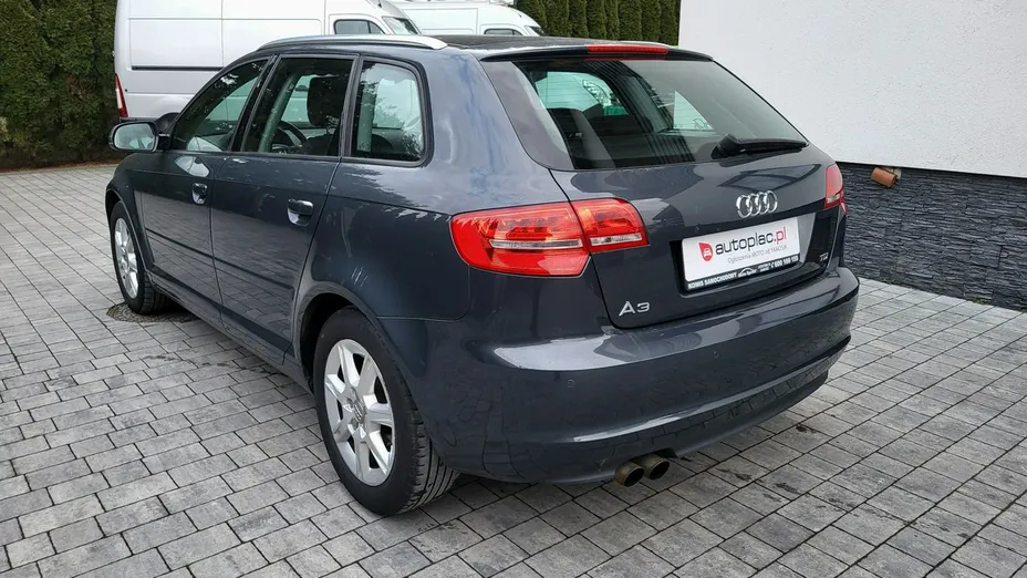 AUDI A3 -