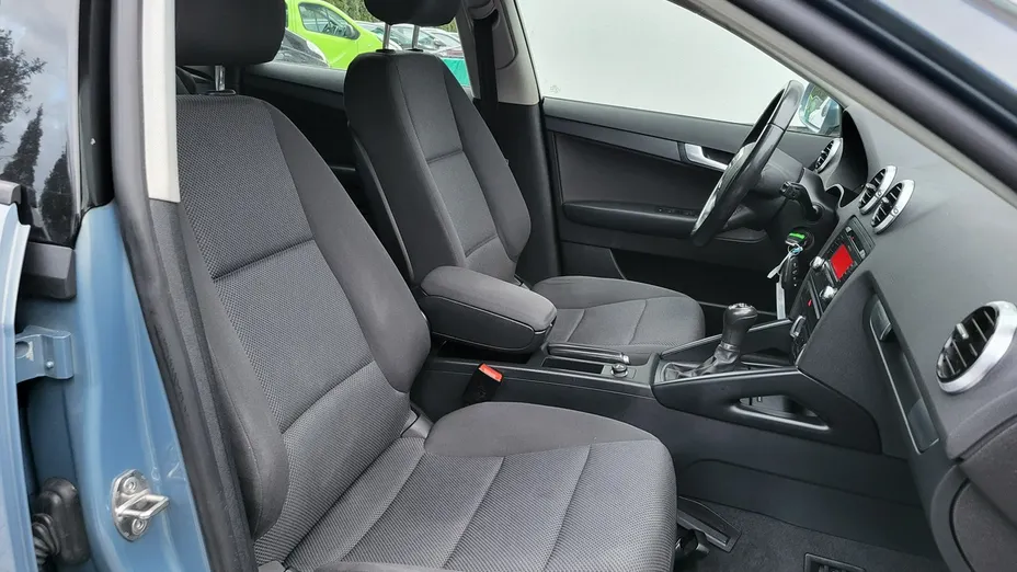 AUDI A3 -