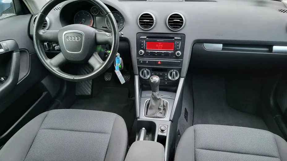 AUDI A3 -