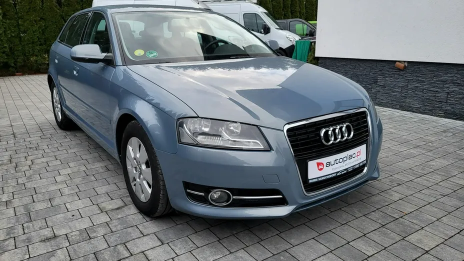 AUDI A3 -