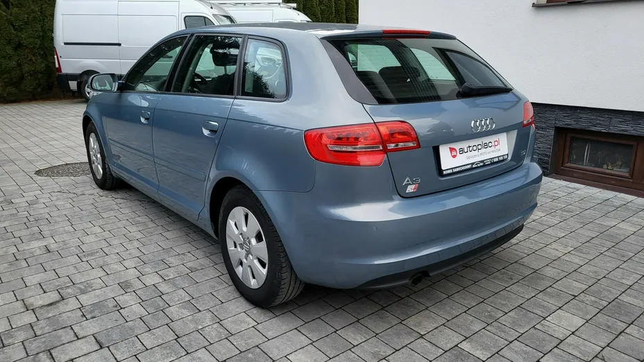 AUDI A3 -
