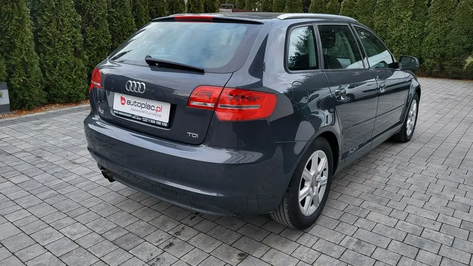 AUDI A3 -
