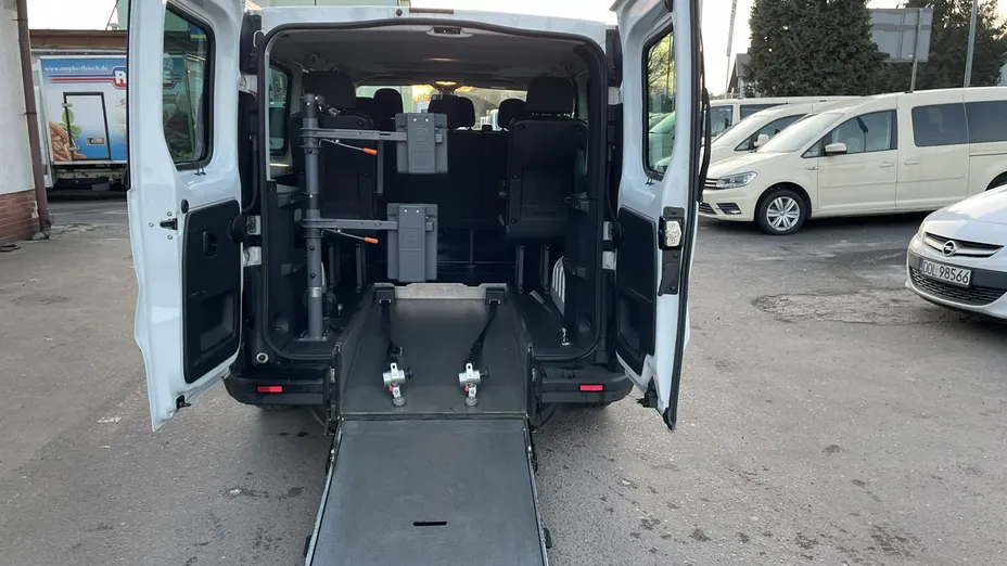 OPEL Vivaro -