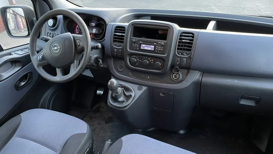 OPEL Vivaro -