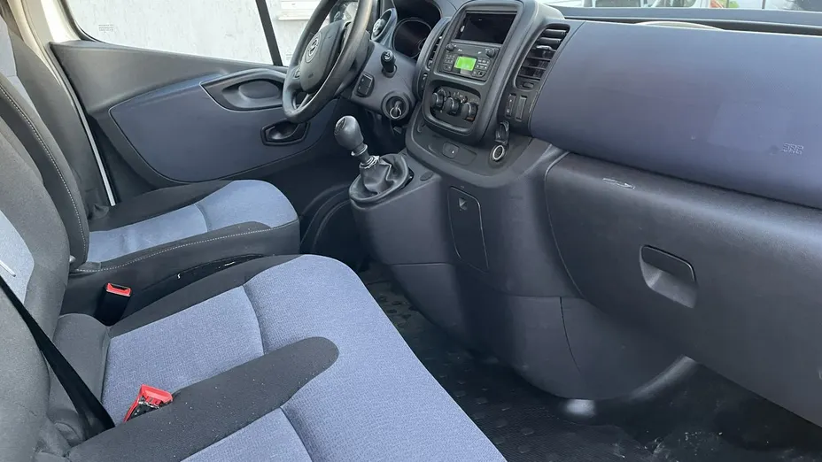 OPEL Vivaro -