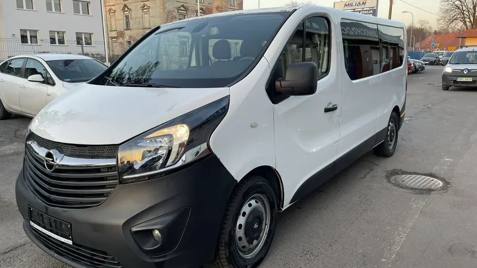 OPEL Vivaro -