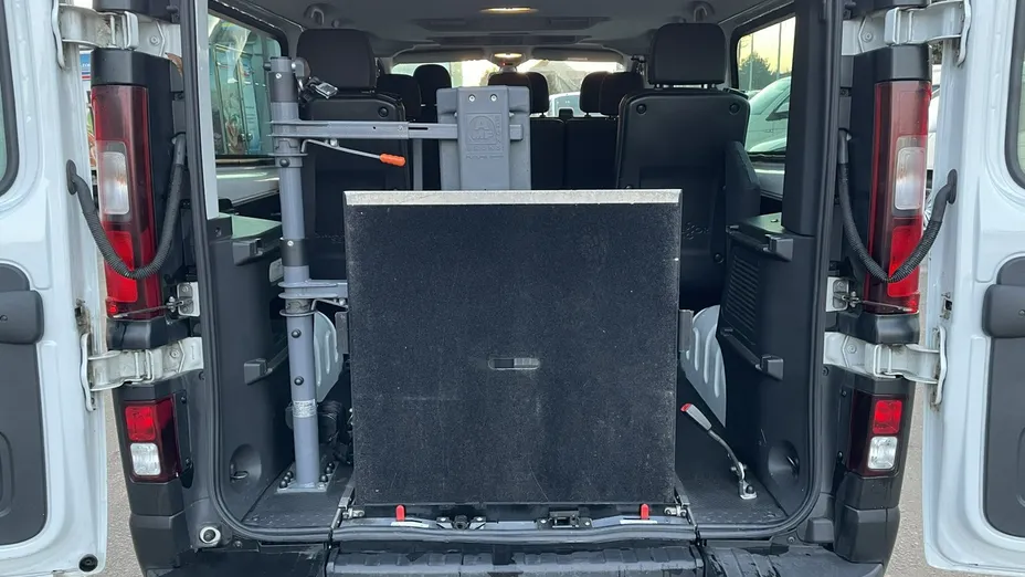 OPEL Vivaro -