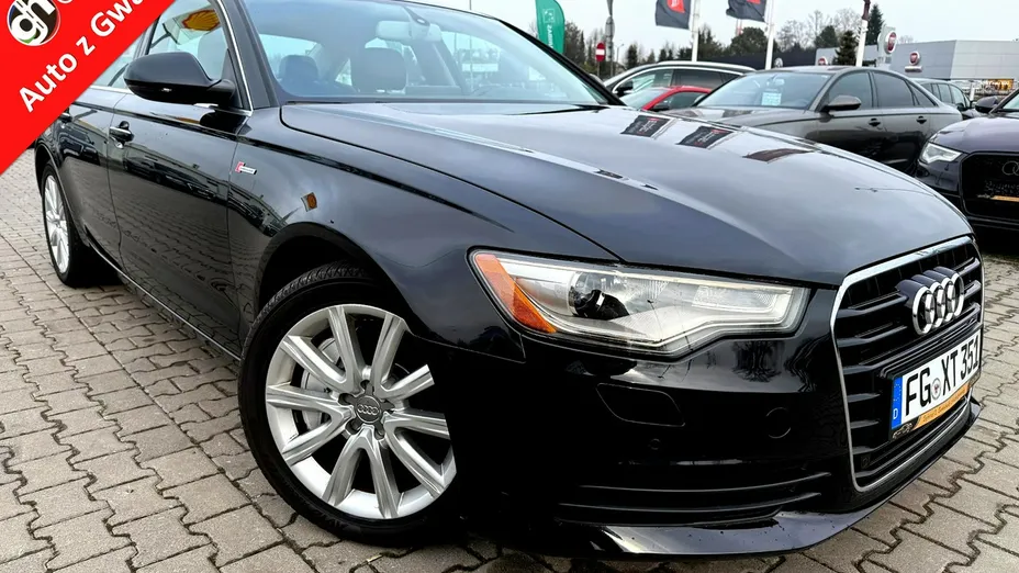 AUDI A6 -