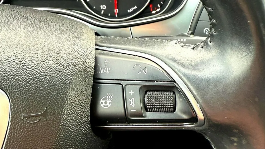 AUDI A6 -