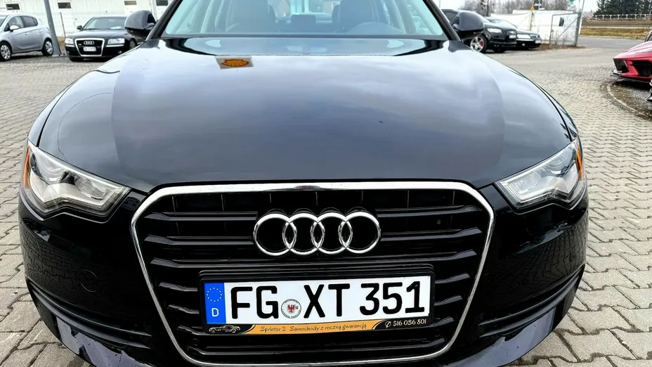 AUDI A6 -