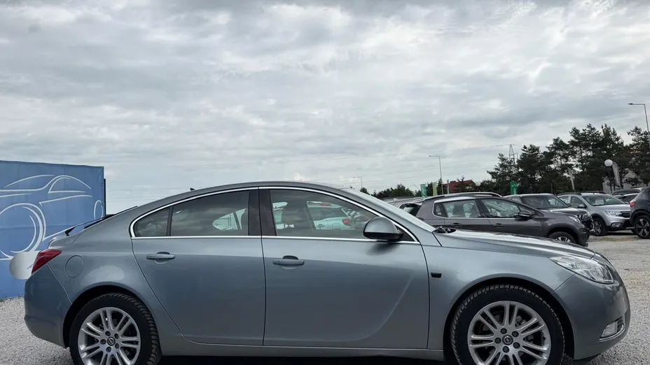 OPEL Insignia -