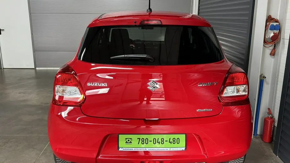 SUZUKI Swift -
