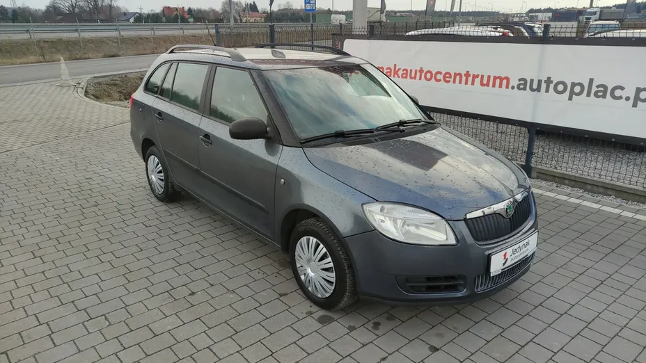 SKODA Fabia -