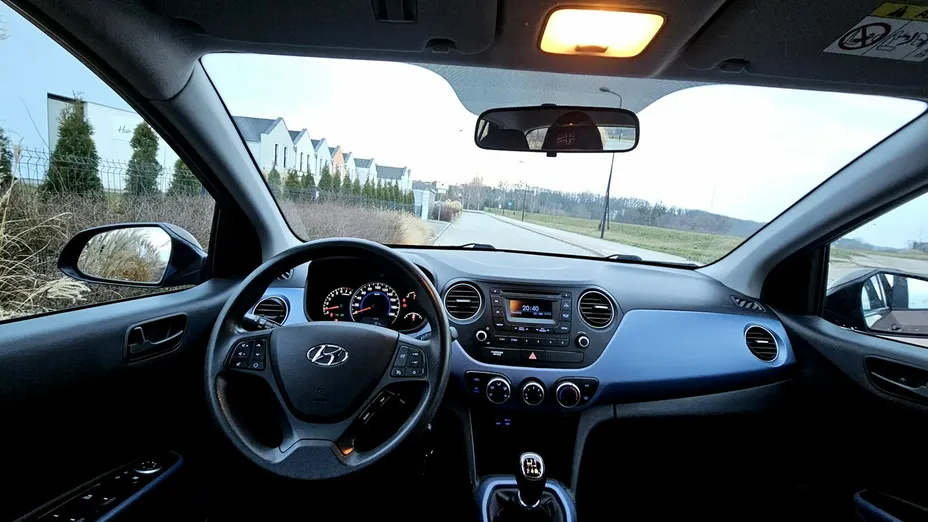 HYUNDAI i10 -