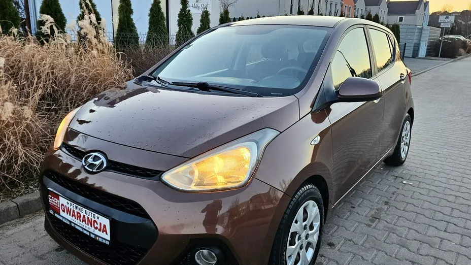 HYUNDAI i10 -