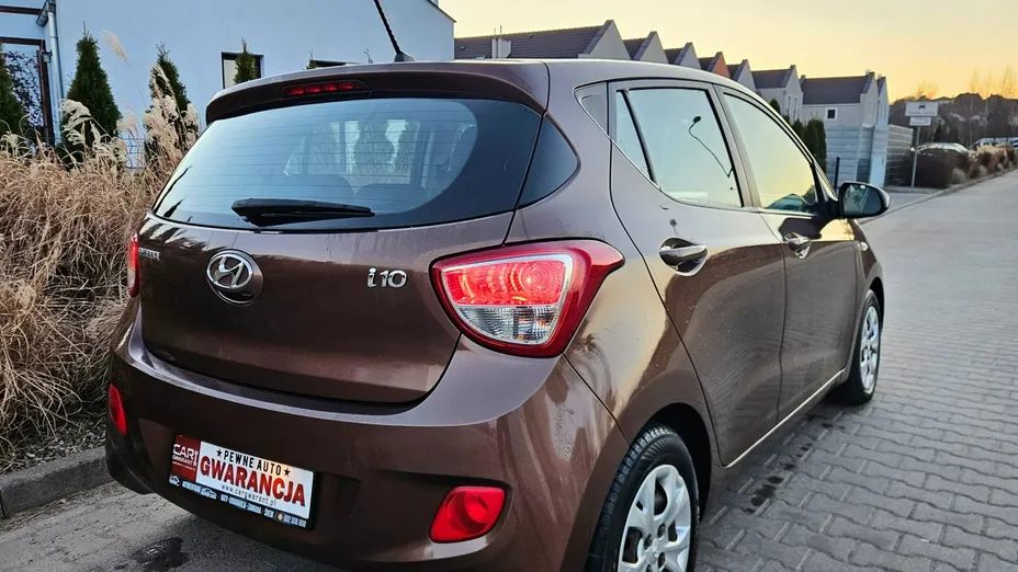 HYUNDAI i10 -